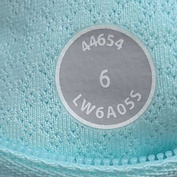 LULULEMON RUN Inspire Crop ll In Power Purple 6. - Picture 10 of 10